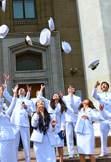 Kazakhstan-maritime-academy-graduates