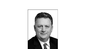 杰伊·R。普赖尔