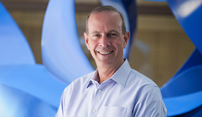 Mike Wirth，雪佛龙首席执行官和董事会主席